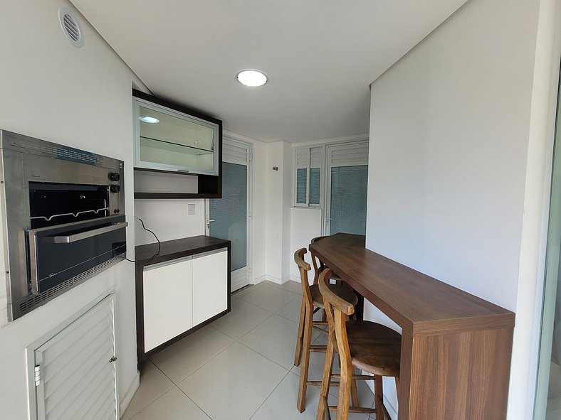 CURTA! 129 - 2-Bedroom Apartment with Barbecue